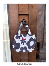 Load image into Gallery viewer, Mini Tote/ Mod-Bloom