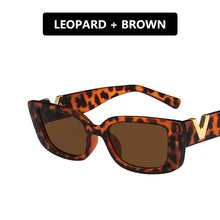 Load image into Gallery viewer, Retro Rectangle Sunglasses
