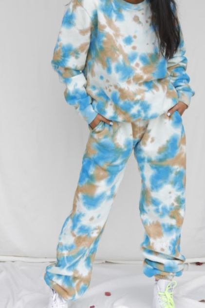 Tie dye shop sweatpant set